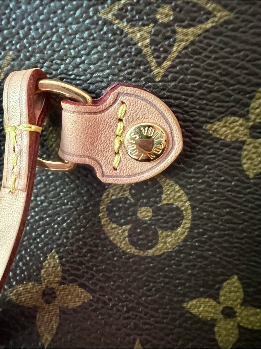 LOUIS VUITTON Neverfull MM Tote Bag Purse Monogram MSRP $2,170 Cherry Interior - Picture 11 of 17